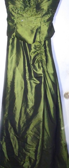 Formal Wear Zum Zum by Niki Livas - Picture 4 of 6